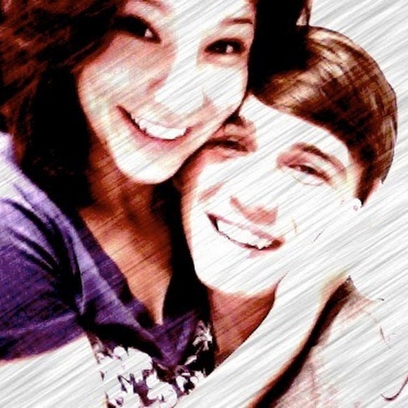 Meet your Posher, Ashley - Picture 1 of 1